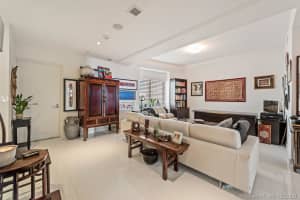1100 Biscayne Blvd, Miami, FL 33132, Sold 08/20/21