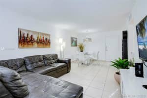 9410 W Flagler St, Miami, FL 33174, Sold 02/01/21