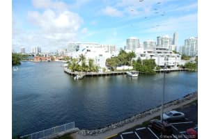 400 Kings Point Dr, Sunny Isles Beach, FL 33160, Sold 08/18/21