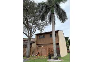 4210 S Pine Island Rd, Davie, FL 33328, Sold 02/09/21