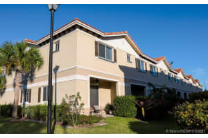 378 SE 1st Dr, Deerfield Beach, FL 33441, Sold 04/01/21