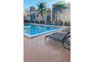 6284 NW 186th St, Hialeah, FL 33015, Sold 02/10/21