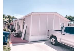 12880 SW 12th St, Miami, FL 33184, Sold 12/19/20