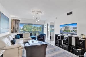 470 Paradise Isle Blvd, Hallandale Beach, FL 33009, Sold 02/24/21