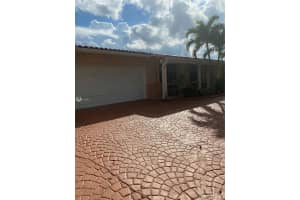 18131 NW 82nd Ave, Hialeah, FL 33015, Sold 03/25/21