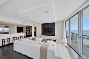 101 20th St, Miami Beach, FL 33139, Sold 02/19/21