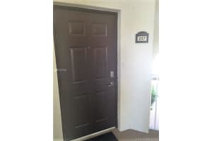 11603 NW 89th St, Doral, FL 33178, Sold 02/25/21