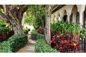 934 Michigan Ave, Miami Beach, FL 33139, Sold 07/21/21