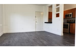 934 Michigan Ave, Miami Beach, FL 33139, Sold 07/21/21