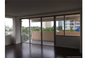 7545 E Treasure Dr #5b, North Bay Village, FL 33141, Sold 03/31/21