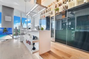 3029 NE 188th St, Aventura, FL 33180, Sold 02/12/21