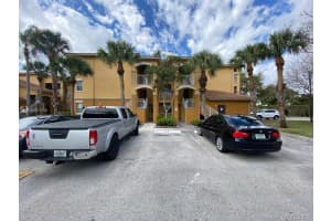 9610 NW 2nd St, Pembroke Pines, FL 33024, Sold 05/27/21