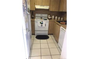 9703 NW 5th Ln, Miami, FL 33172, Sold 05/06/21