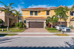 9619 Watercrest Isle, Parkland, FL 33076, Sold 08/11/21