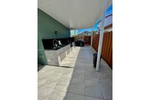 26220 SW 136th Pl, Homestead, FL 33032, Sold 12/17/21