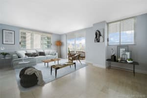 1402 Brickell Bay Dr UNIT 203, Miami, FL 33131, Sold 04/19/21