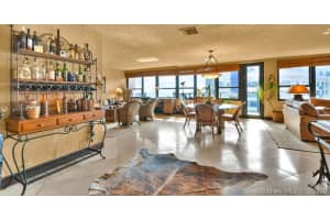 5225 Collins Ave, Miami, FL 33140, Sold 04/21/21
