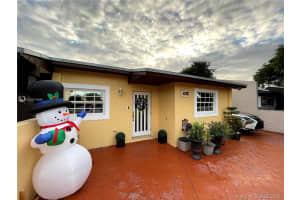 5578 NW 194th Ln, Miami Gardens, FL 33055, Sold 02/05/21