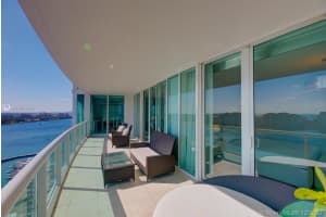 1000 South Pointe Dr, Miami Beach, FL 33139, Sold 05/11/21