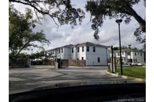 1635 SW 29th St, Fort Lauderdale, FL 33315, Sold 02/09/21