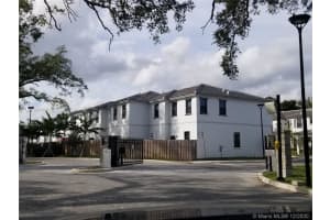 1635 SW 29th St, Fort Lauderdale, FL 33315, Sold 02/09/21
