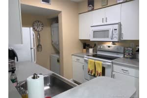 15231 SW 80th St, Miami, FL 33193, Sold 02/08/21