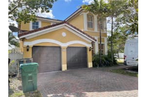 8898 NW 182nd St, Hialeah, FL 33018, Sold 03/15/21