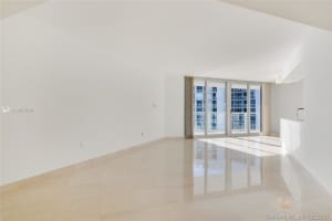 16445 Collins Ave, Sunny Isles Beach, FL 33160, Sold 01/27/21