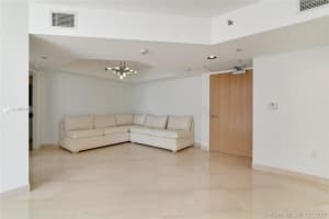 16445 Collins Ave, Sunny Isles Beach, FL 33160, Sold 01/27/21