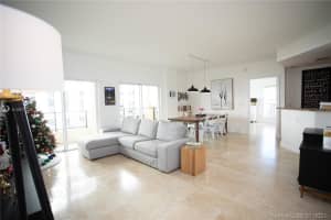20 Calabria Ave, Coral Gables, FL 33134, Sold 04/15/21
