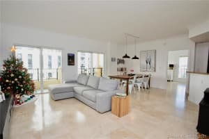 20 Calabria Ave, Coral Gables, FL 33134, Sold 04/15/21