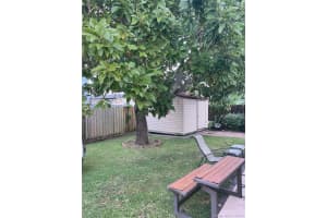 17940 NW 77th Ct, Hialeah, FL 33015, Sold 03/17/21