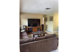 17940 NW 77th Ct, Hialeah, FL 33015, Sold 03/17/21