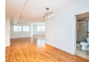 999 Brickell Bay Dr, Miami, FL 33131, Sold 02/15/21