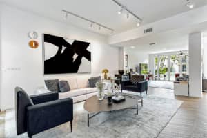 20755 NE 31st Pl, Aventura, FL 33180, Sold 03/01/21