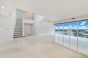 3370 Hidden Bay Dr, Aventura, FL 33180, Sold 05/25/21