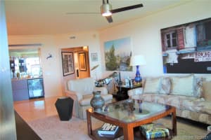 411 N New River Dr E, Fort Lauderdale, FL 33301, Sold 04/30/21