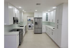 21220 NE 24th Ct, Miami, FL 33180, Sold 03/01/21