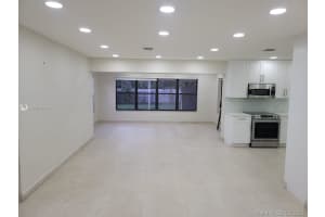 21220 NE 24th Ct, Miami, FL 33180, Sold 03/01/21