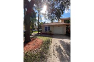 8428 NW 40th Ct, Sunrise, FL 33351, Sold 03/15/21