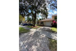 8428 NW 40th Ct, Sunrise, FL 33351, Sold 03/15/21