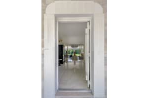 1520 22nd St, Miami Beach, FL 33140, Sold 04/21/21