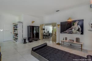1520 22nd St, Miami Beach, FL 33140, Sold 04/21/21