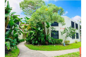 214 Lake Pointe Dr, Oakland Park, FL 33309, Sold 02/09/21