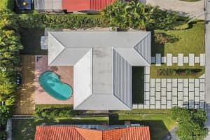11530 N Bayshore Dr, North Miami, FL 33181, Sold 04/16/21