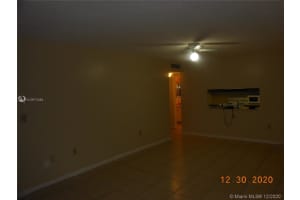 561 NW 107th Ave, Miami, FL 33172, Sold 04/01/21