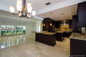 571 S Mashta Dr, Key Biscayne, FL 33149, Sold 04/28/21
