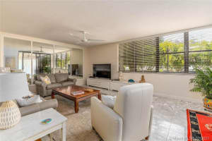 3350 NE 192 St # 2k-B, Aventura, FL 33180, Sold 05/13/21