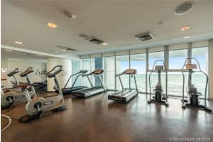 17001 Collins Ave, Sunny Isles Beach, FL 33160, Sold 04/11/22