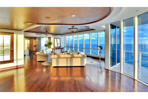 100 South Pointe Dr APT 2803, Miami Beach, FL 33139, Sold 03/19/21